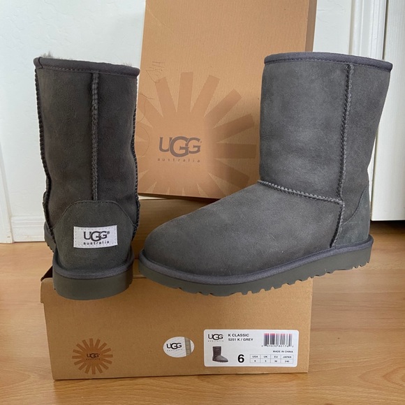 UGG Shoes - UGG BOOTS